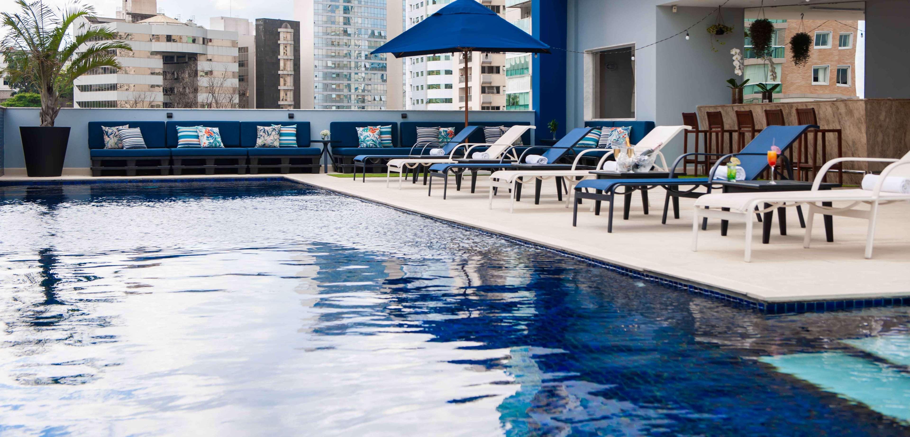 Golden Tulip Porto Vitoria Hotel Exterior photo