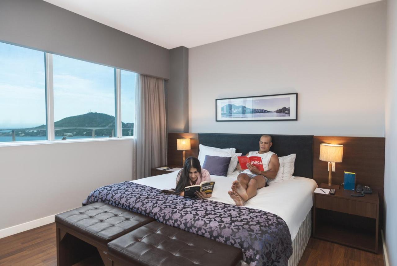 Golden Tulip Porto Vitoria Hotel Exterior photo