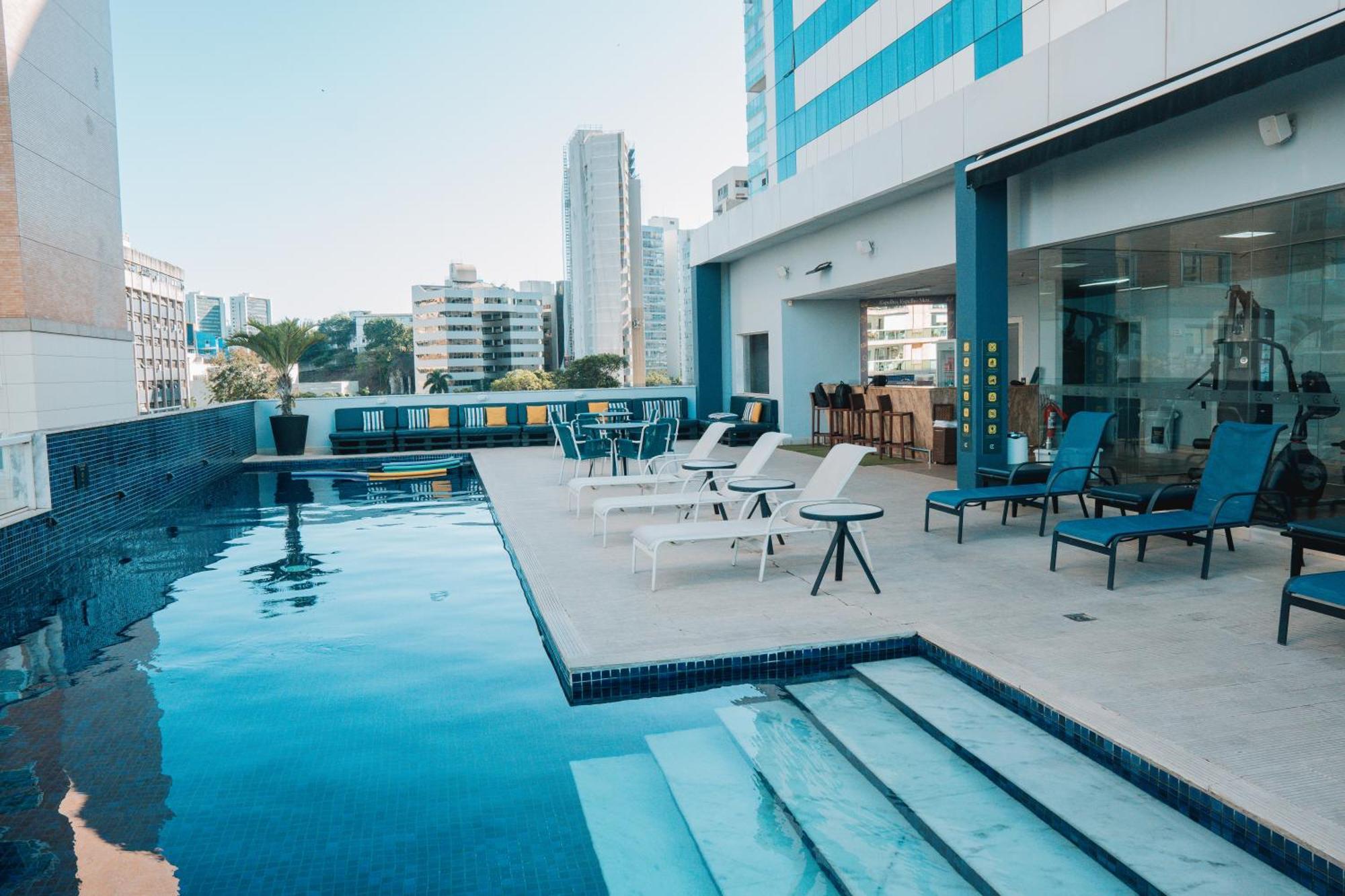 Golden Tulip Porto Vitoria Hotel Exterior photo